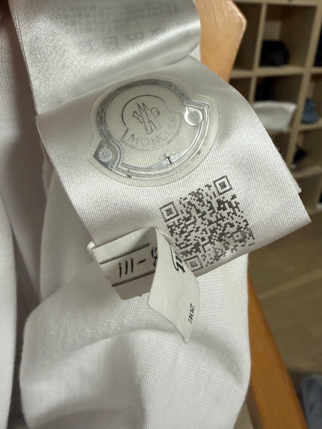 상태좋음 몽클레어 반팔 M사이즈 상품이미지2