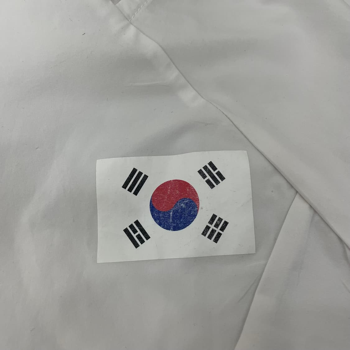 데상트 코리아 국대 바람막이 상품이미지3