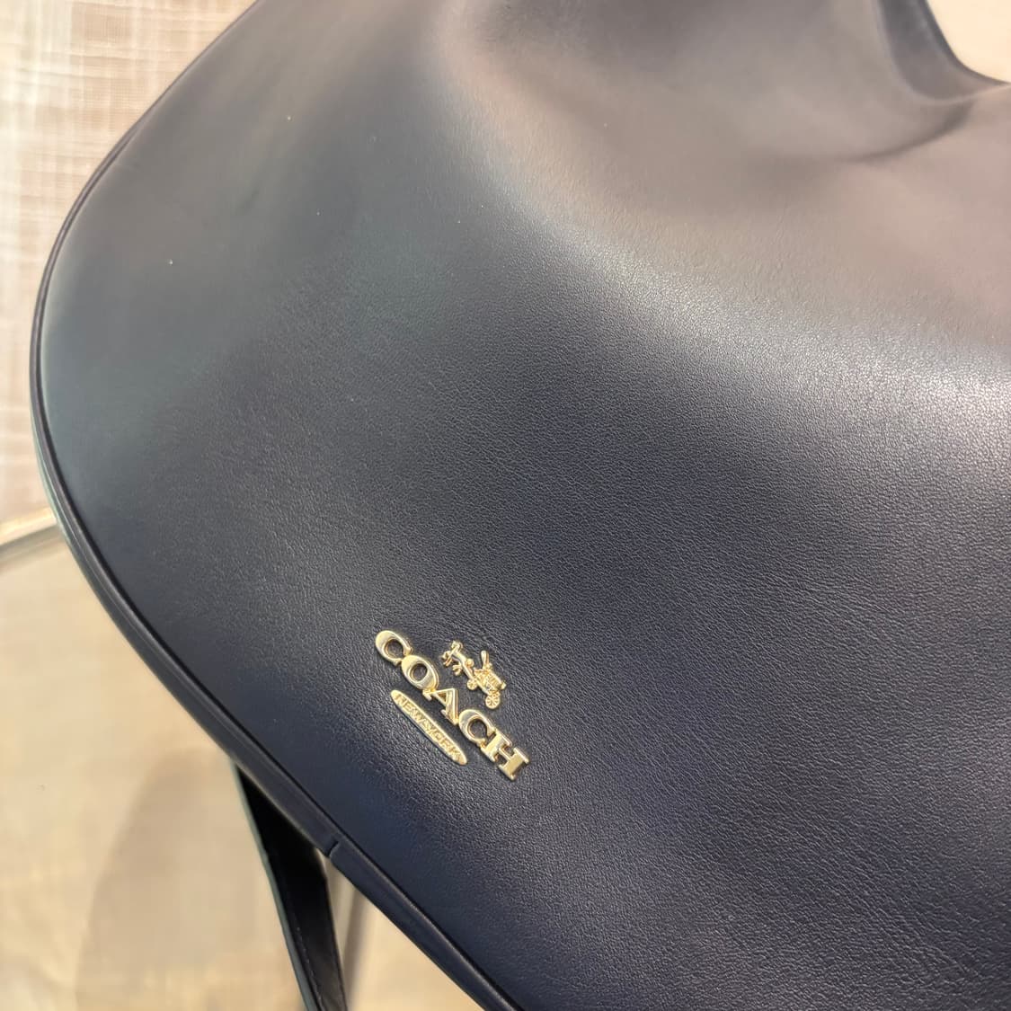 정품 코치 네이비 호보 숄더백     상품이미지3
