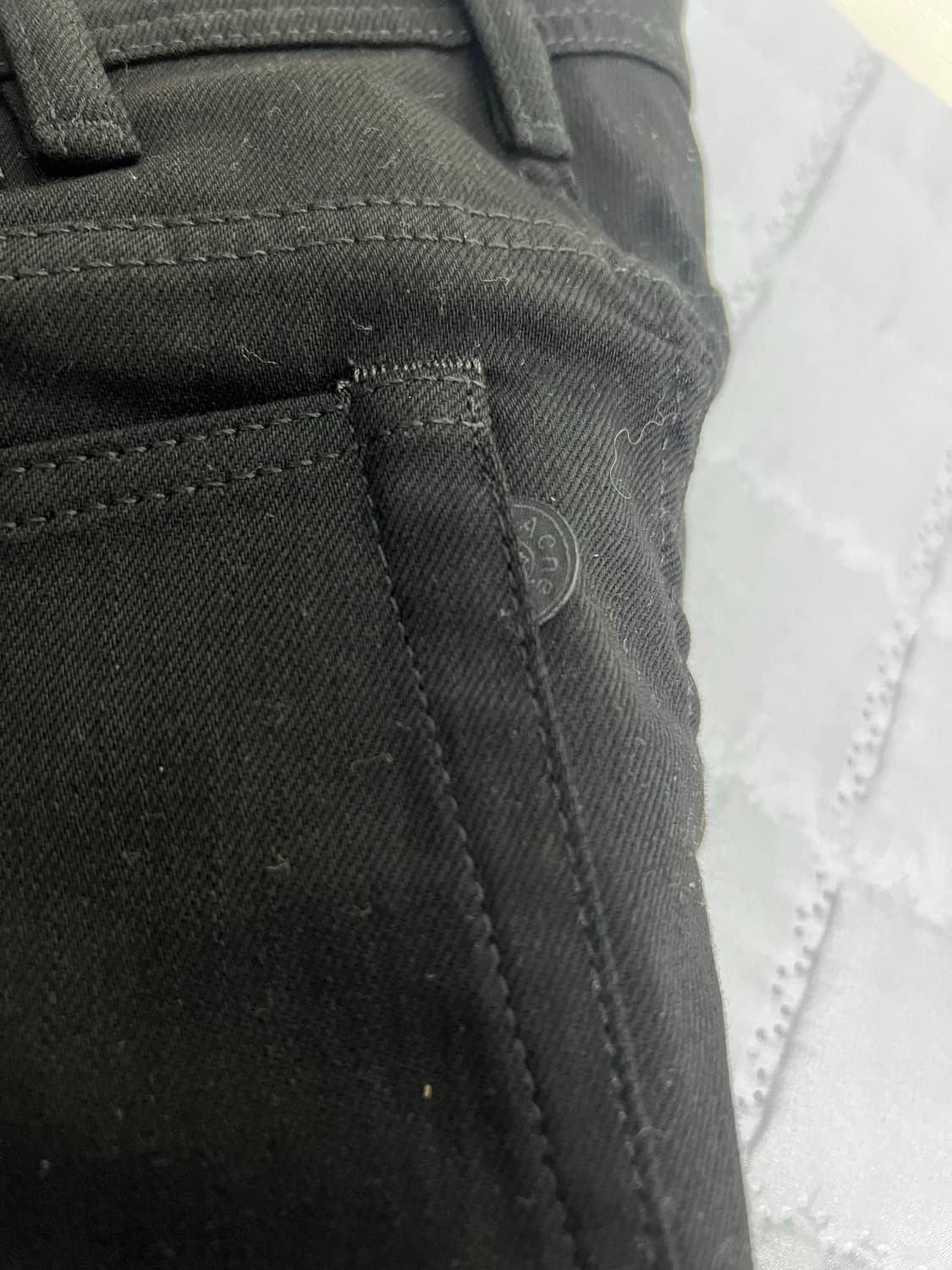 아크네 노스 블랙진 상품이미지6