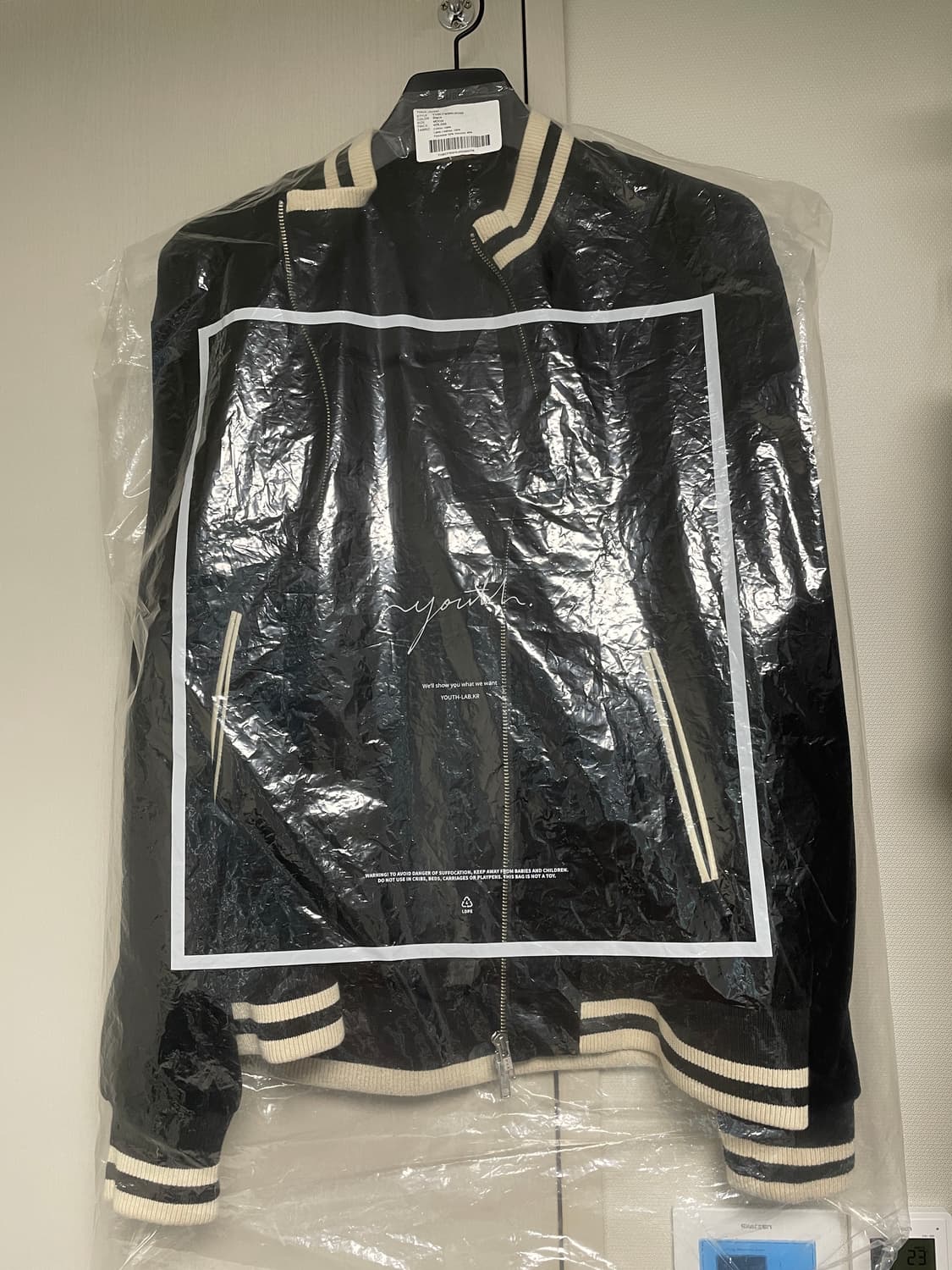 M)유스 벨벳 트랙 자켓 블랙 상품이미지2