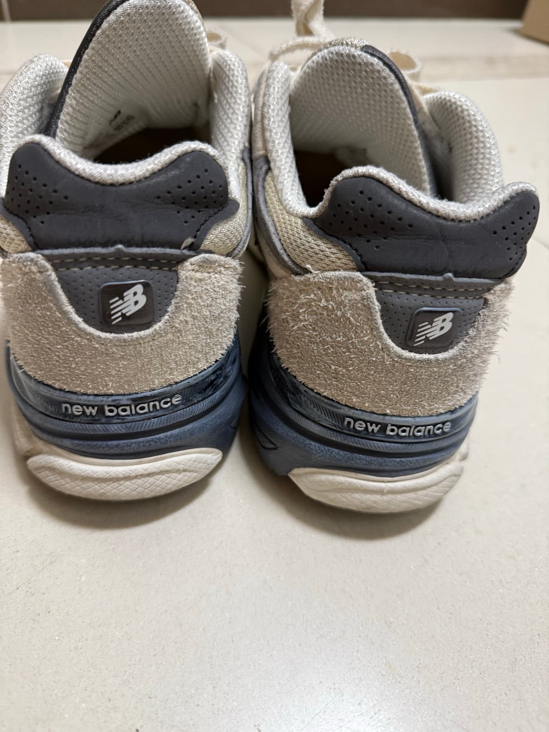 뉴발란스 990v3 메이드 인 USA 문빔 마카다미아넛 상품이미지6