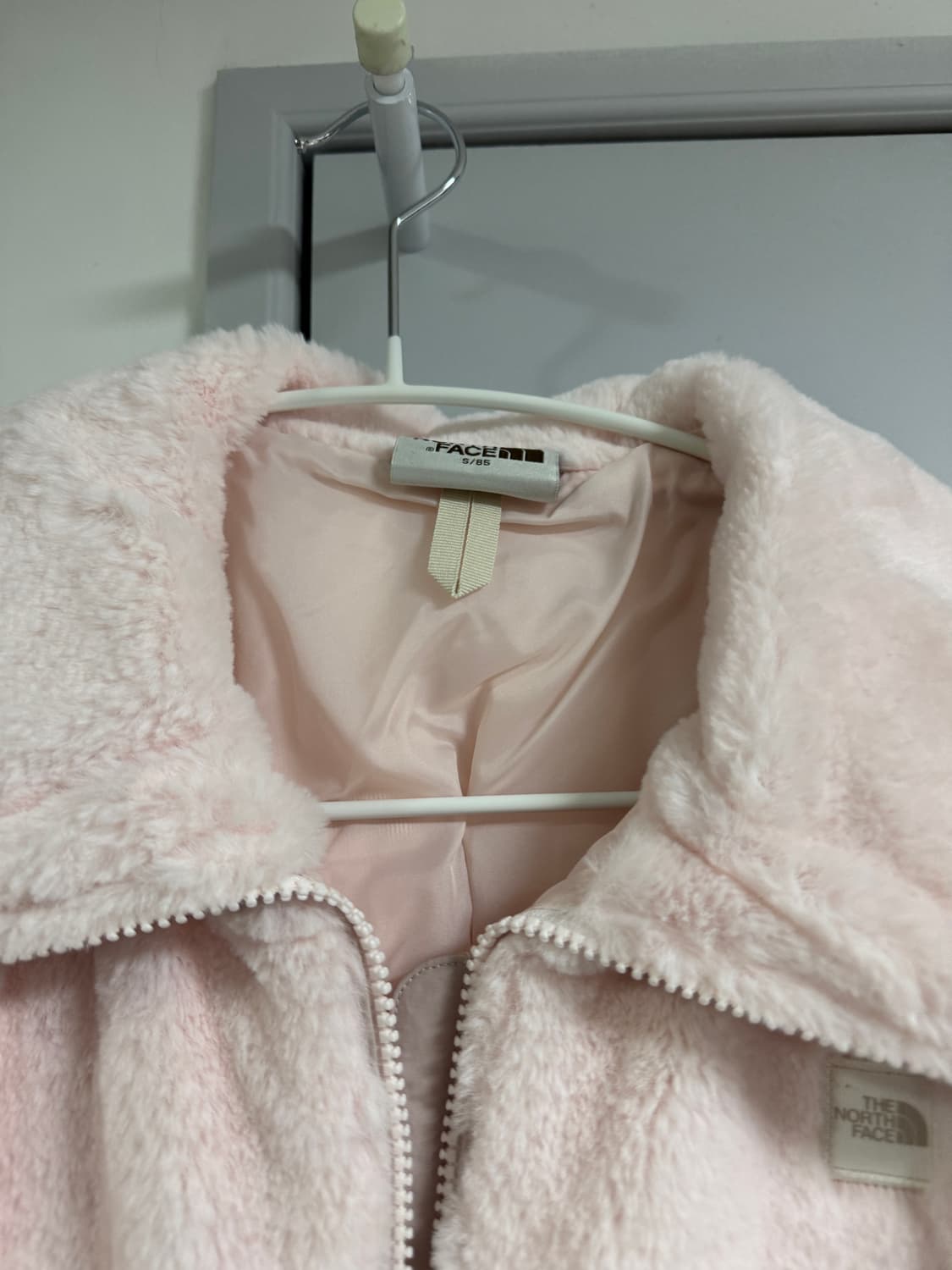 노스페이스 베이비핑크 퍼 자켓 상품이미지2