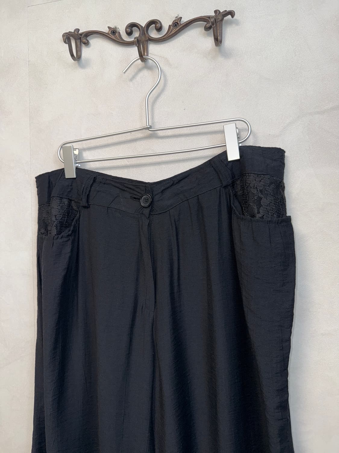 Black floral lace detail wide skirtpants 상품이미지3