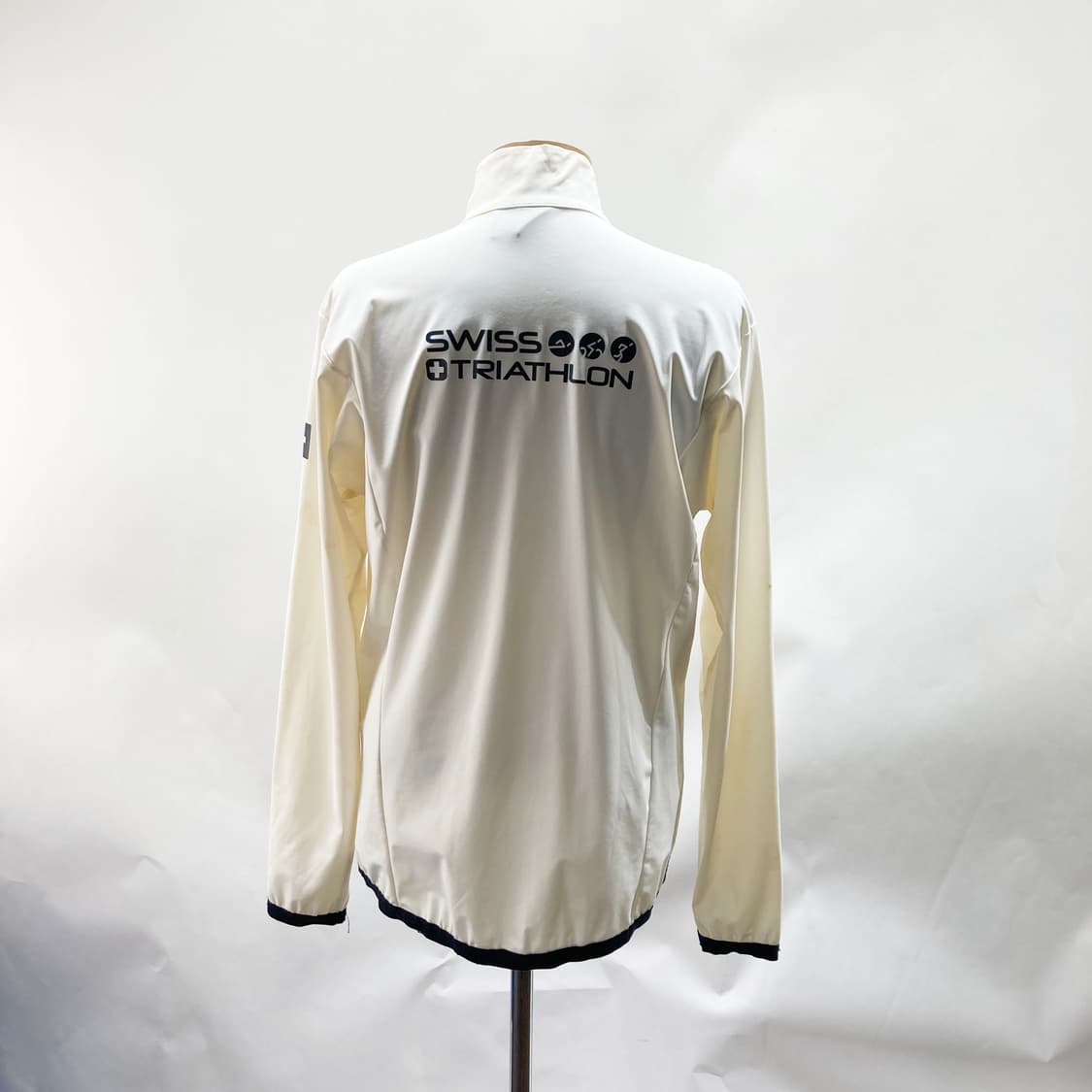 데상트 남성스포츠집업 스판 L 진스센스 상품이미지3