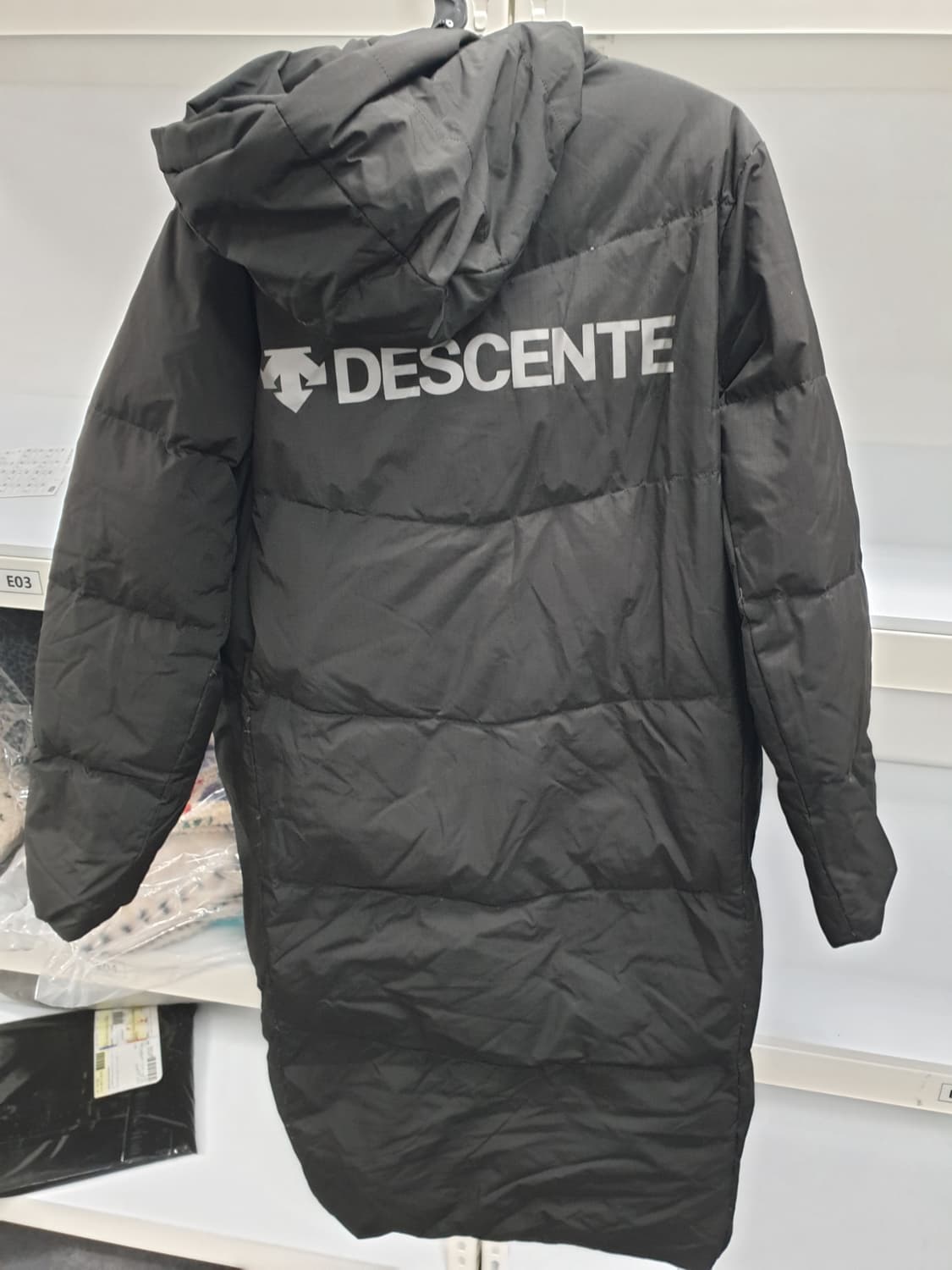 데상트 정품 구스롱패딩 100사이즈 팝니다 상품이미지2