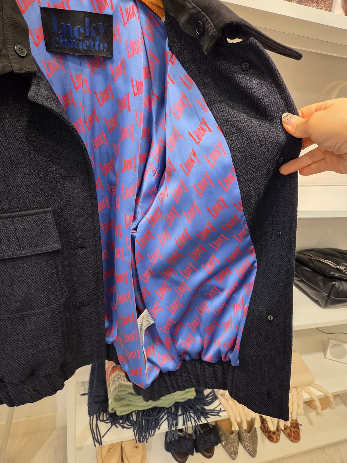 럭키슈에뜨 카라 집업 점퍼 상품이미지9