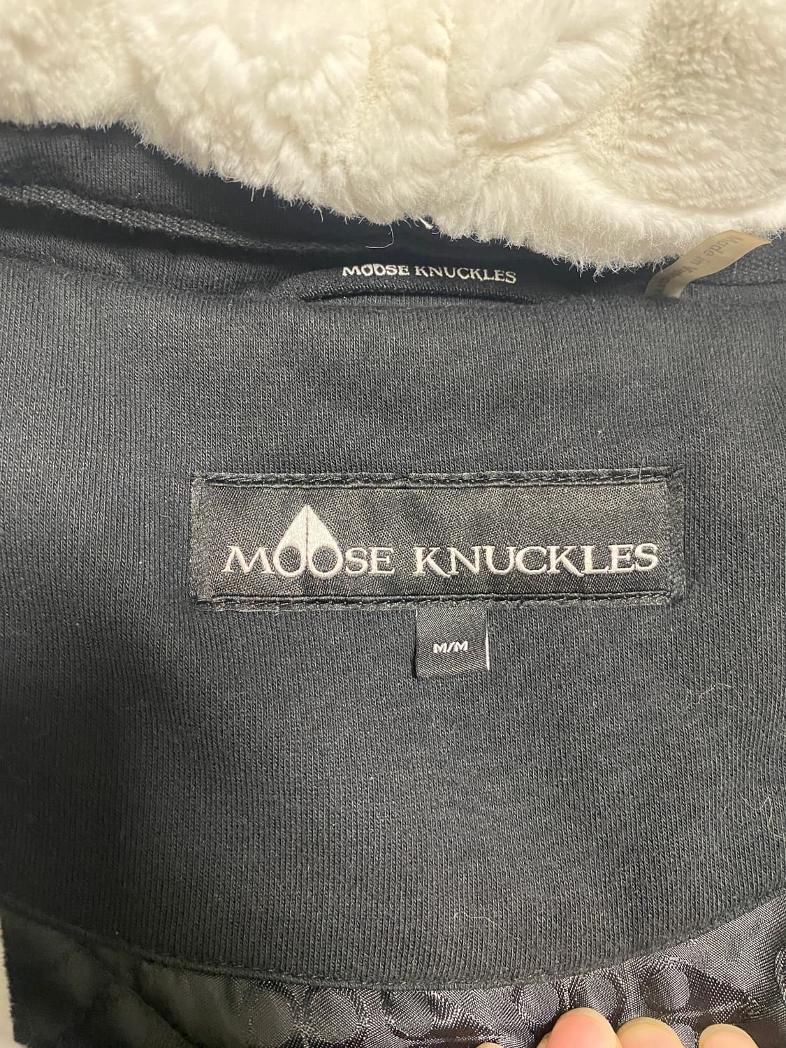 무스너클 버니 스웨터 상품이미지4