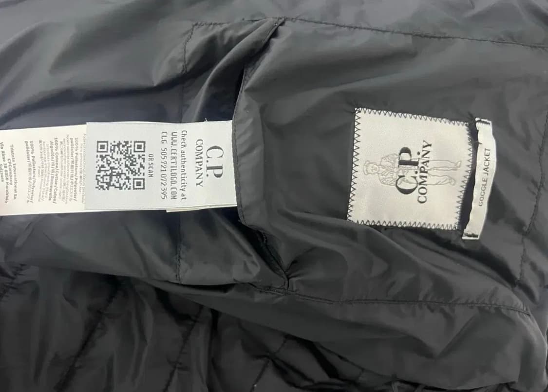 CP컴퍼니 고글 패딩 조끼 블랙 상품이미지4
