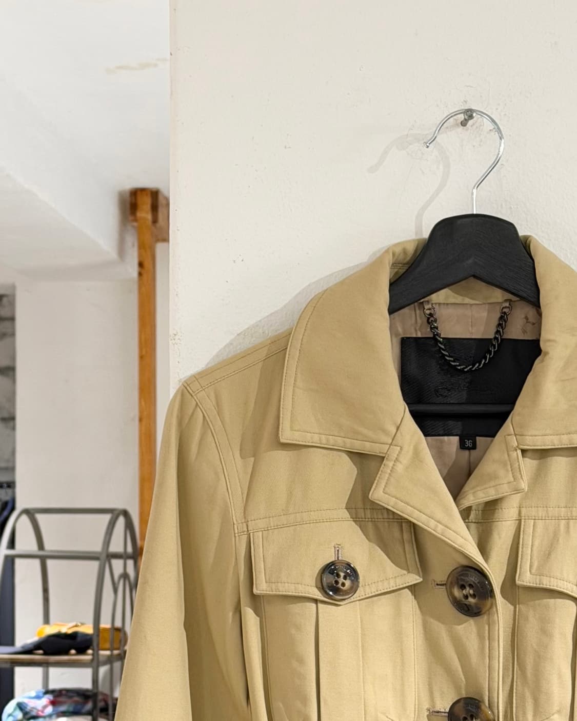 버버리 베이지 싱글 빅 버튼 코트 상품이미지2