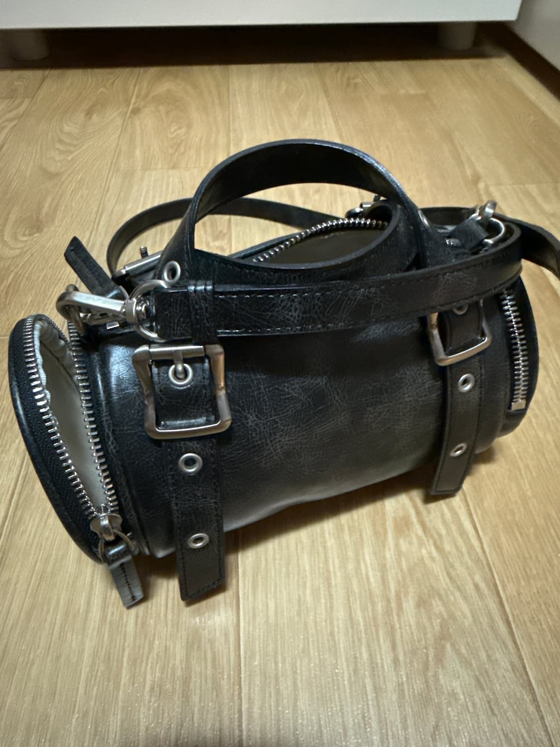 샌드뮤지엄 OAK BAG MINI [Crack Black] 상품이미지2