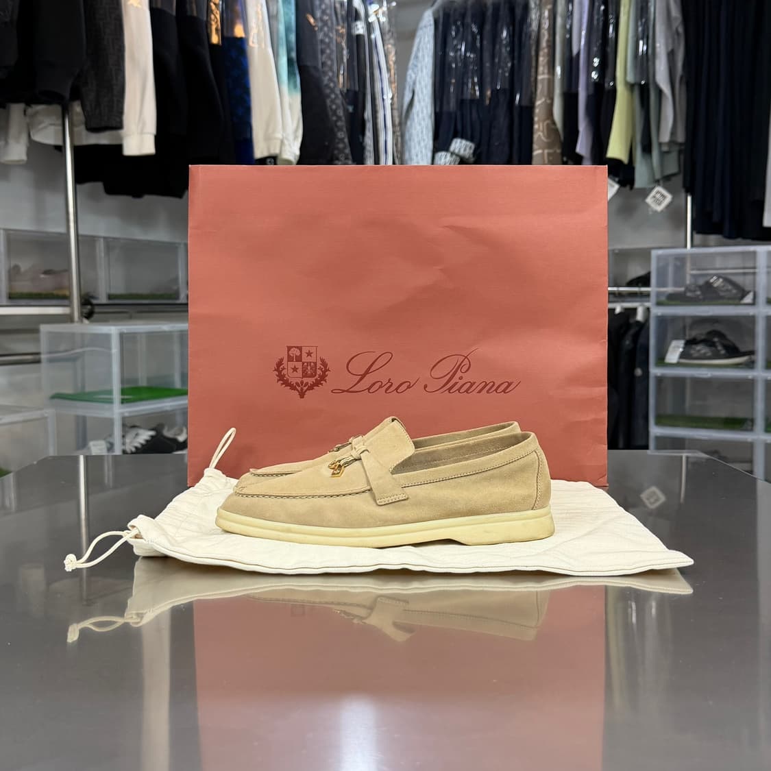 [리오브] 로로피아나 썸머 워크 참스 스웨이드 로퍼 상품이미지1