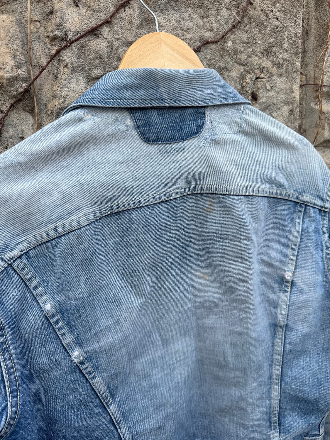 70s lee 빈티지 하드페이딩 101-j 워싱 데님 트러커 자켓 상품이미지9