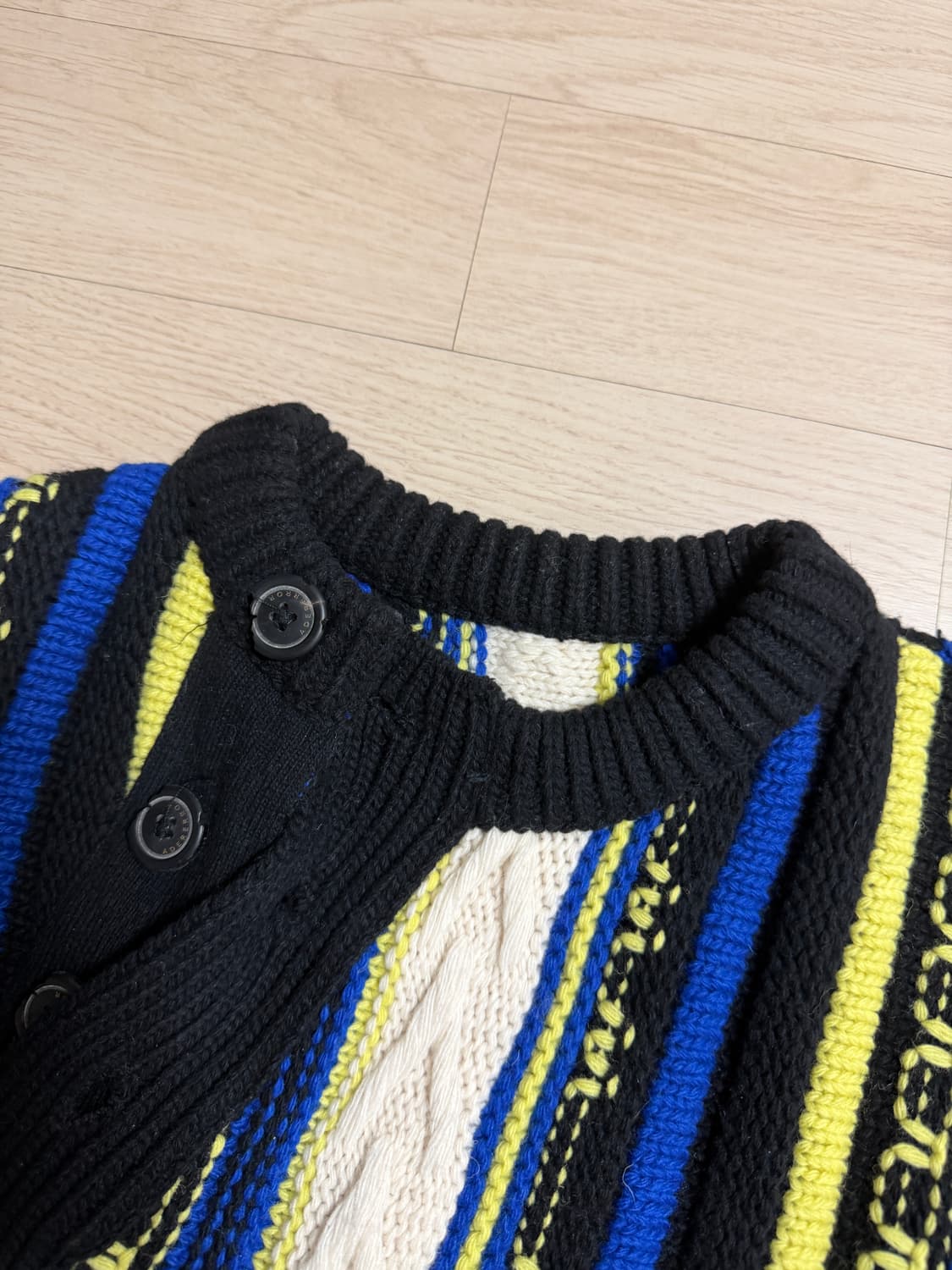 아더에러 frema knit A1 프레마 니트 상품이미지3