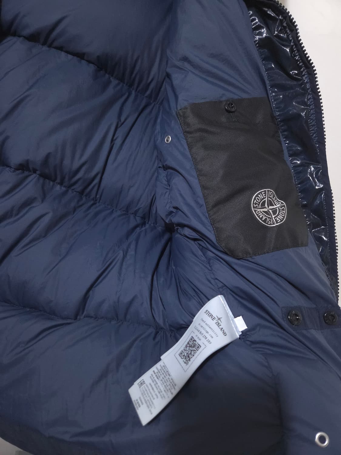 [새상품급, 21FW] 스톤아일랜드 나슬란 와트로 다운 패딩  상품이미지6