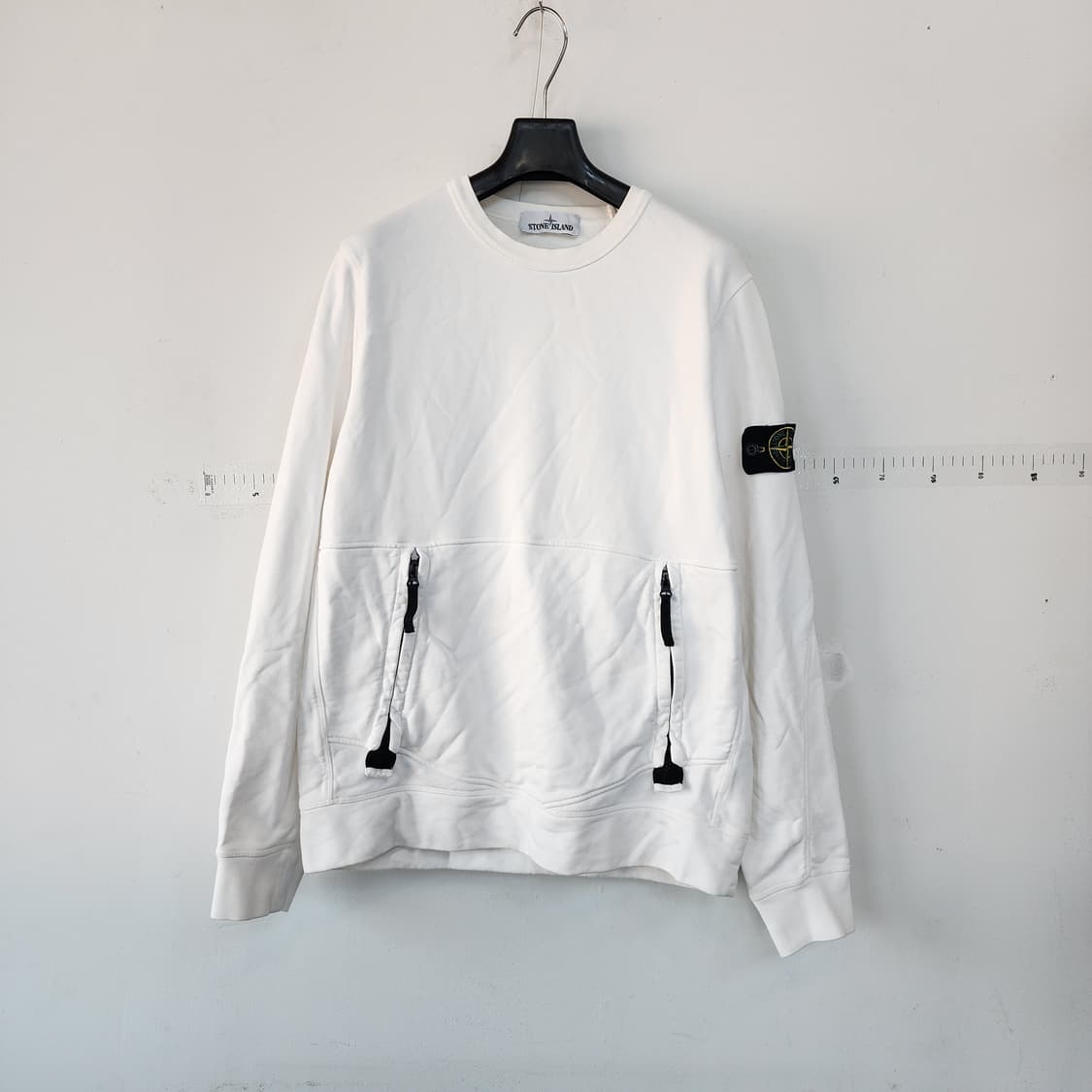 스톤아일랜드 화이트 맨투맨 상품이미지1