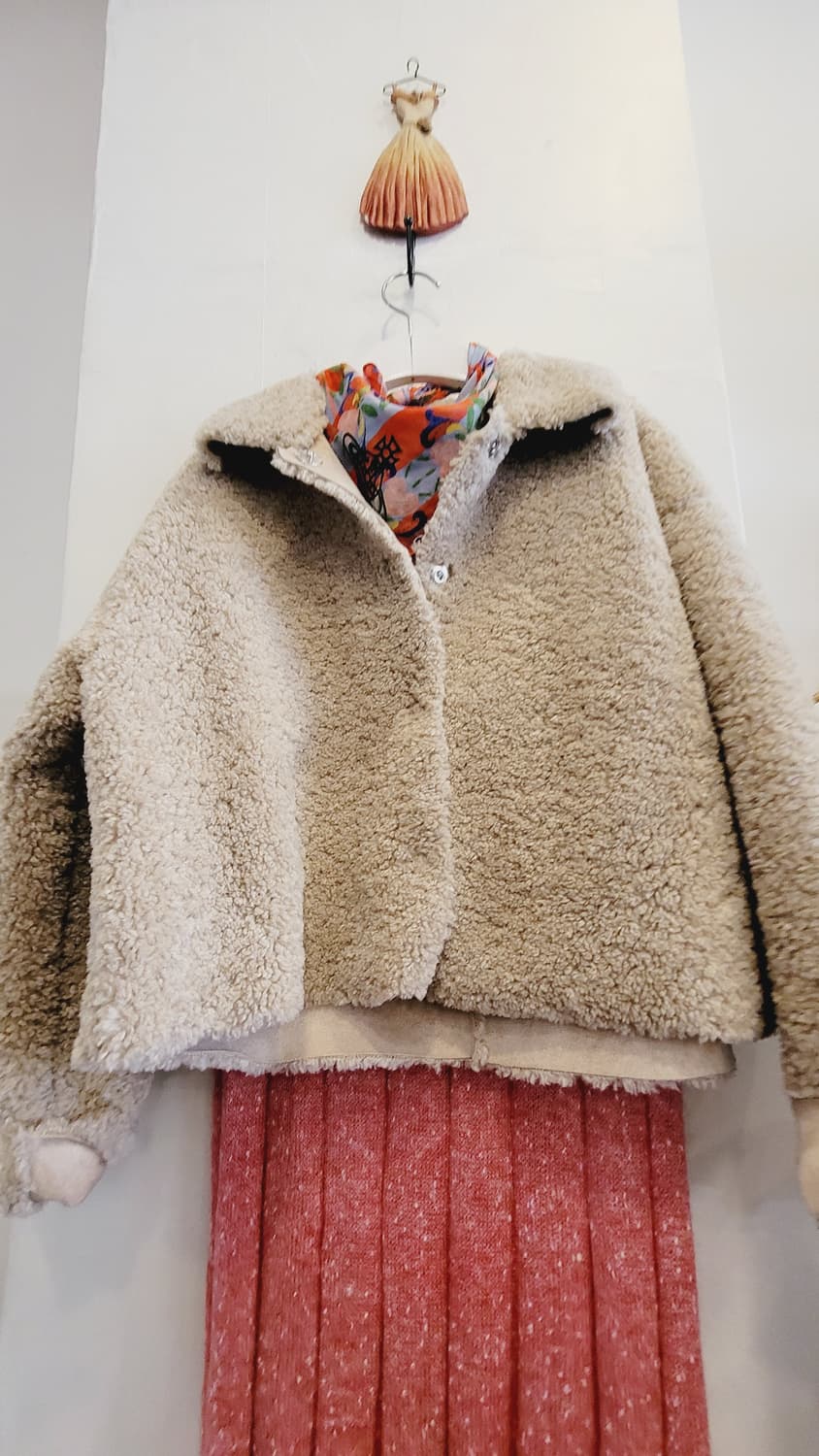 뽀글이 양털 무스탕  자켓.mcsister 니트스커트 상품이미지2