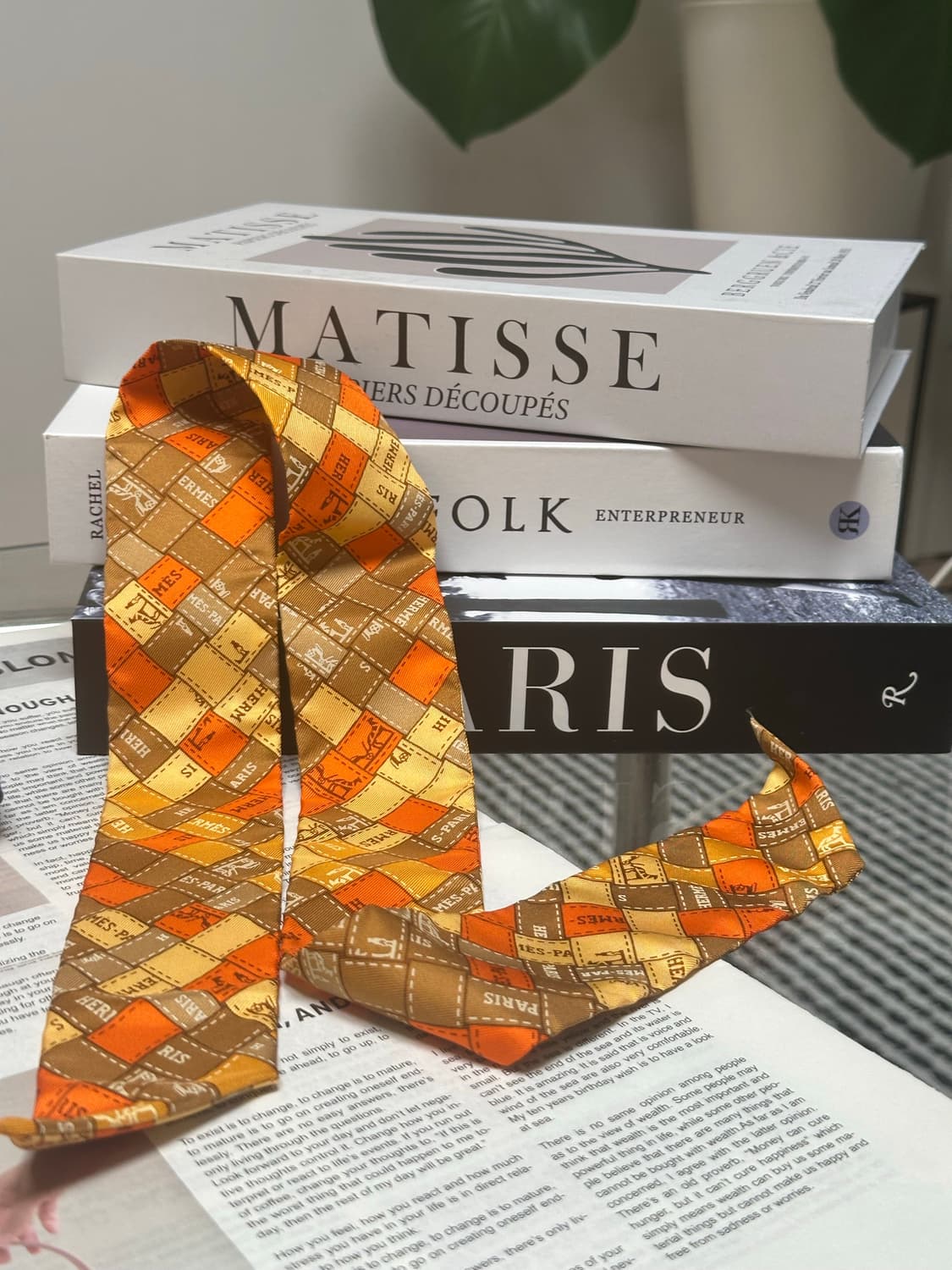 에르메스 트윌리 스카프 오렌지 브라운 패턴 새상품 상품이미지4