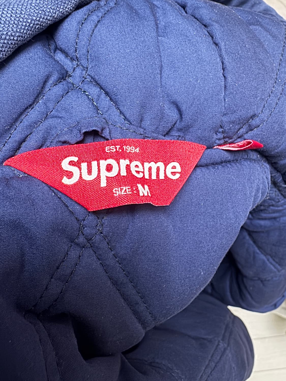 슈프림 24fw 리플렉티브 스트라이프 후드 워크 자켓 상품이미지4