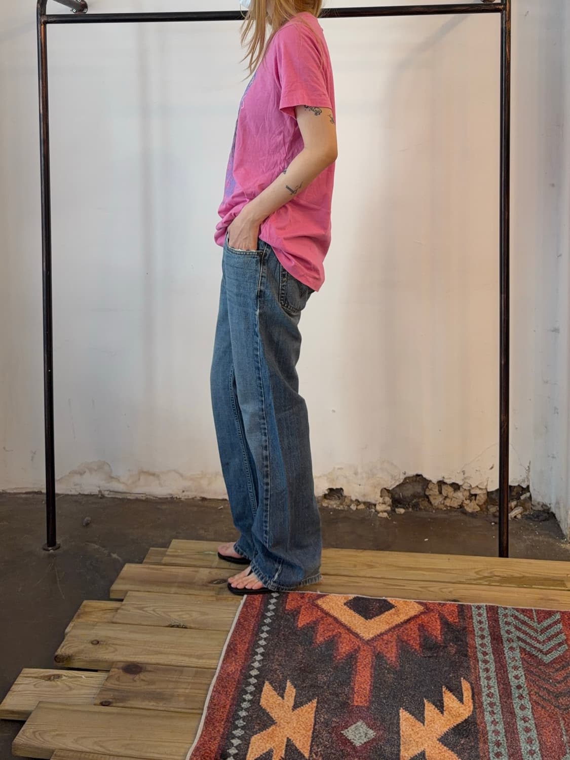 Levi’s 527 로우 부츠컷 데님 팬츠 연청 워시  상품이미지2