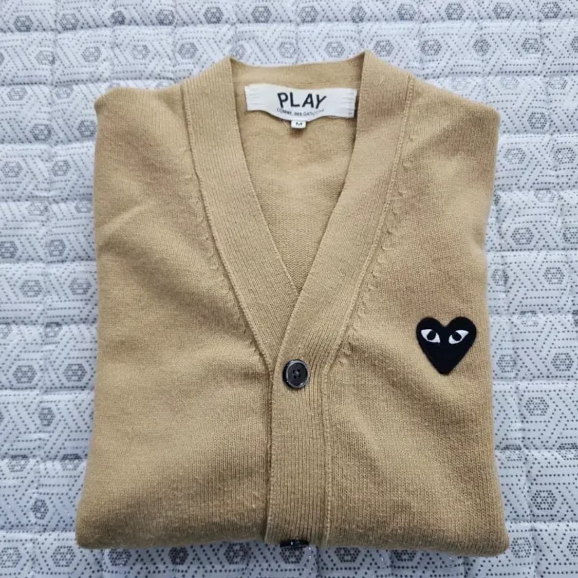 꼼데가르송 플레이 하트패치 남성 가디건 95 상품이미지3