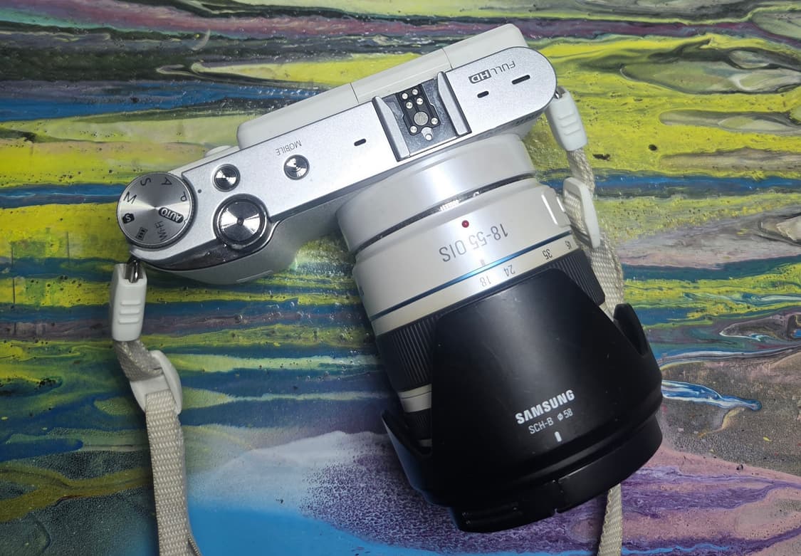 삼성 디지털카메라 nx3000 본체+렌즈+후드캡+렌즈캡 다드려요 상품이미지1