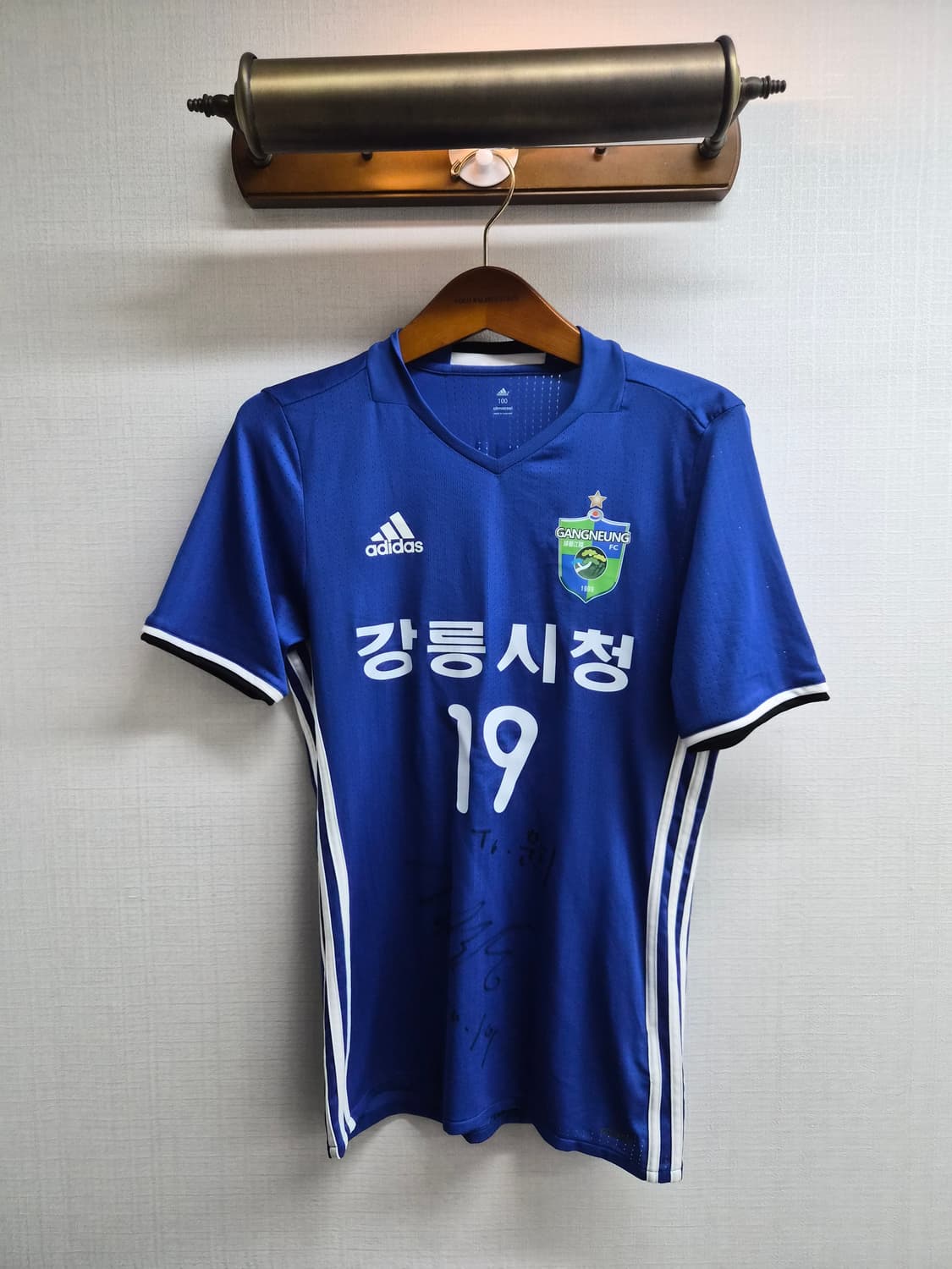 100) 아디다스 FC 강릉시청 15/16 유니폼 팝니다 상품이미지1