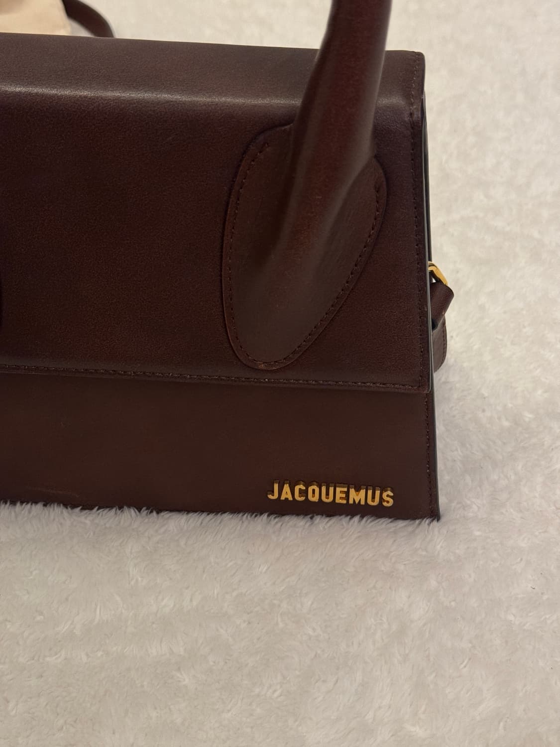 자크뮈스 르 그랜드 치키토 라지백 다크브라운 상품이미지2