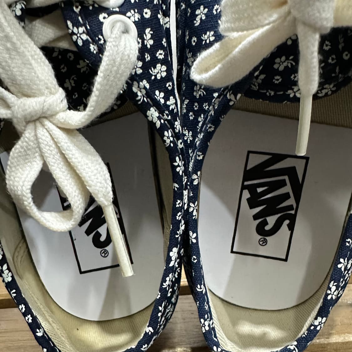 245) VANS 반스 운동화 여성 여자 신발 어센틱 플라워 상품이미지8