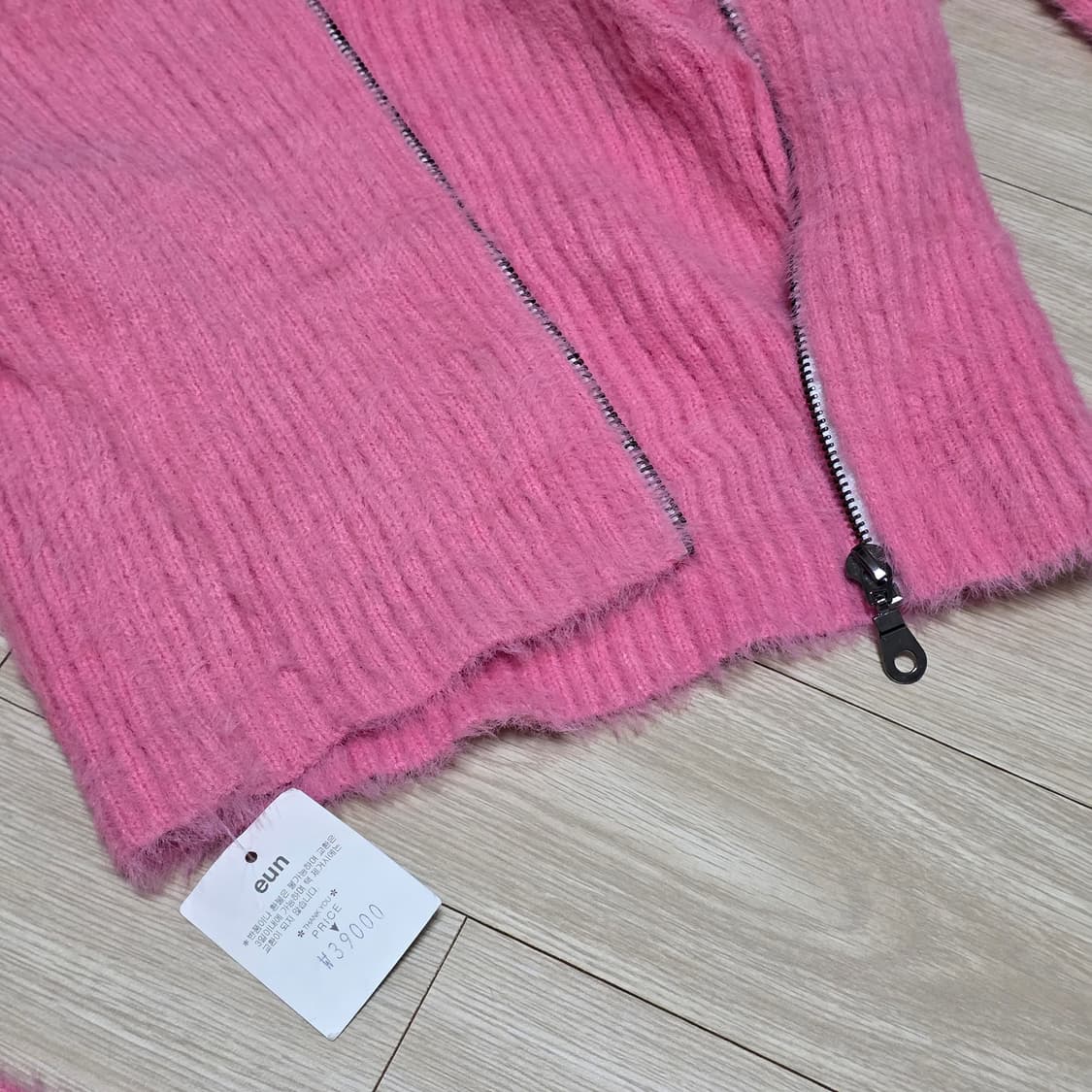 홍대eun 하라주쿠 빈티지 핑크 오프숄더 크롭 오프숄더 앙고라니트집업 상품이미지4