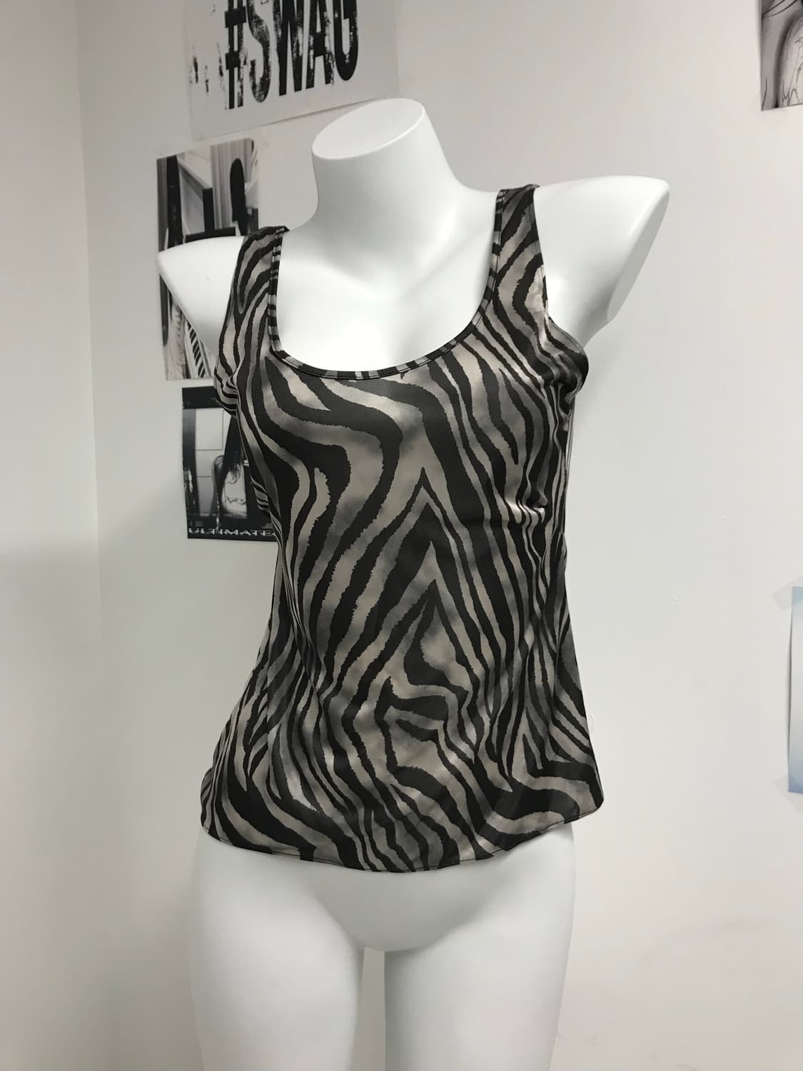 Drapery zebra pattern sleeveless 상품이미지2