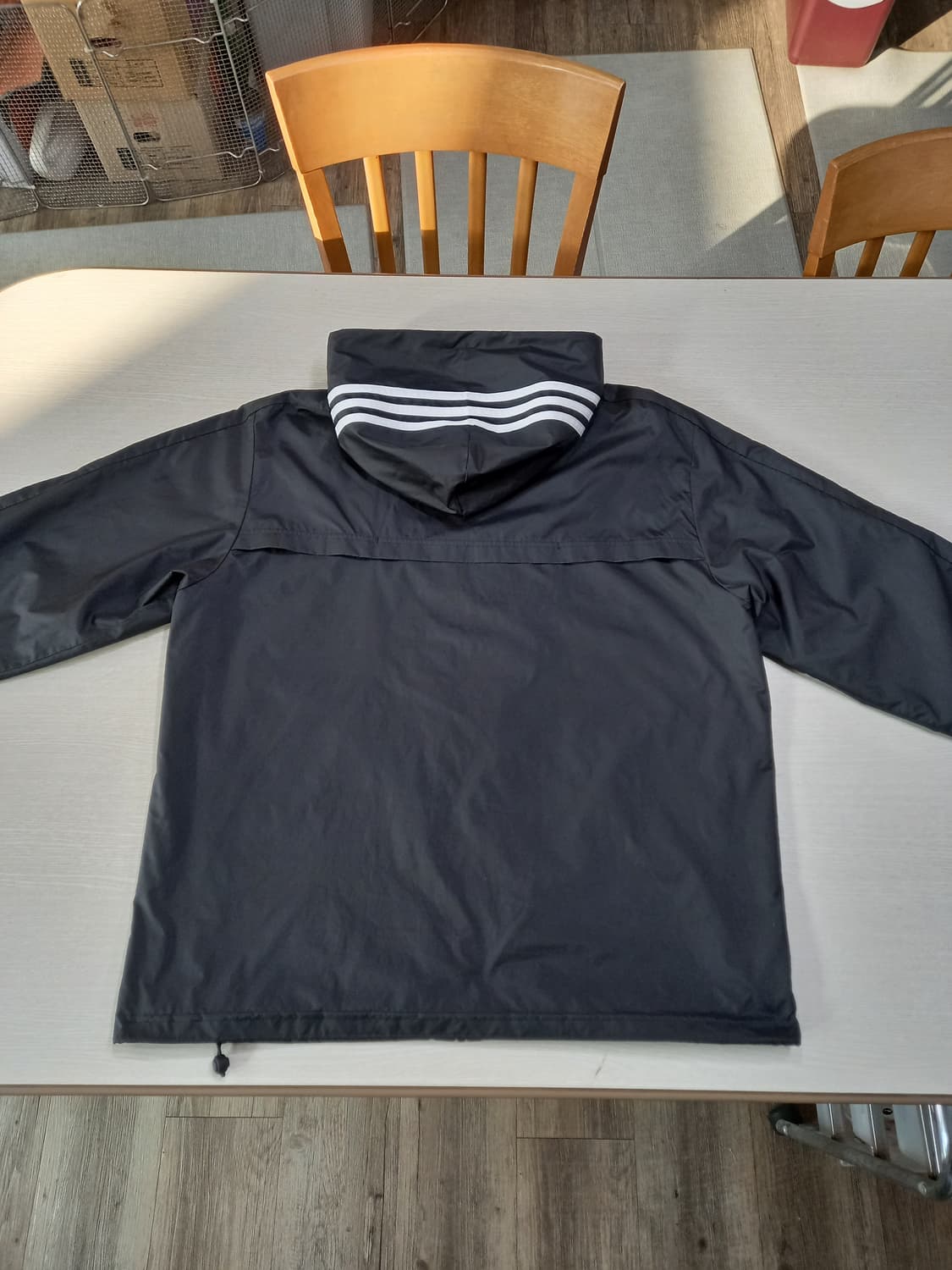 XL105 adidas 봄여름용 바람막이 후드집업 블랙 XL-452 상품이미지2