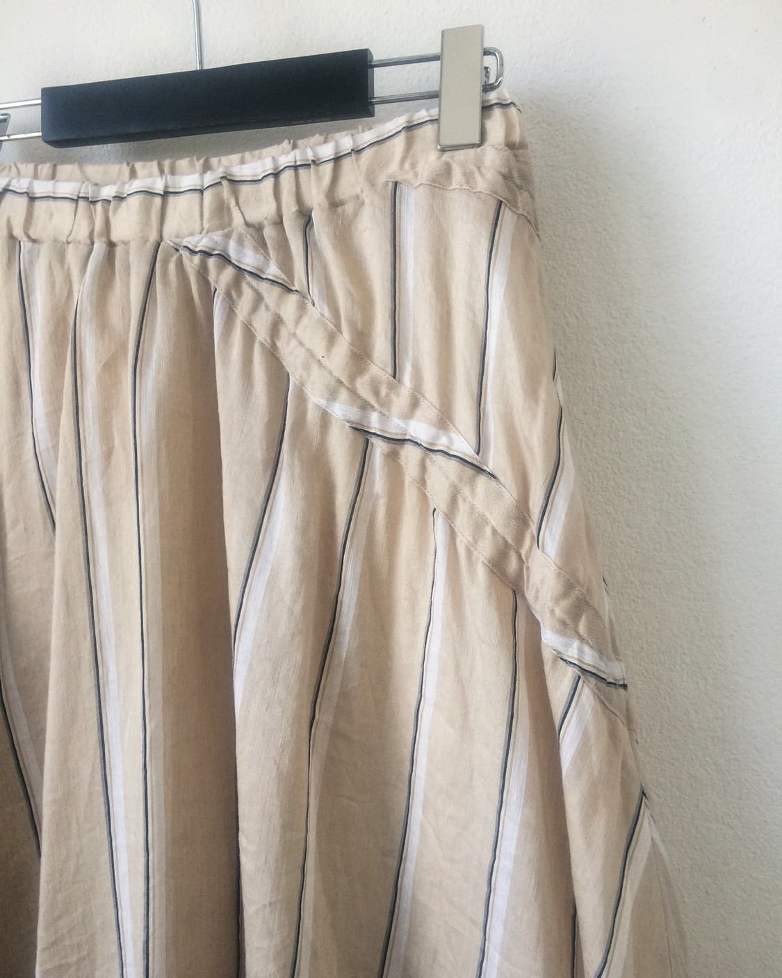 Shirring point stripe pattern skirt 상품이미지3
