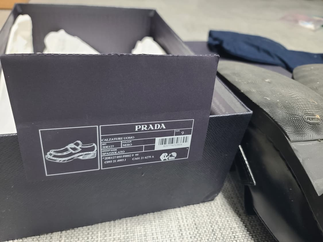 프라다 초콜릿 브러시드 레더 로퍼 9 사이즈 상품이미지9