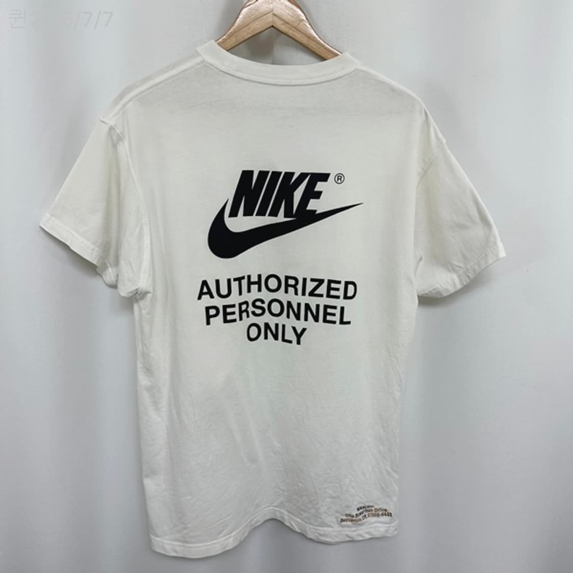 나이키 남자 화이트 반팔티 105 XL EOW 상품이미지8
