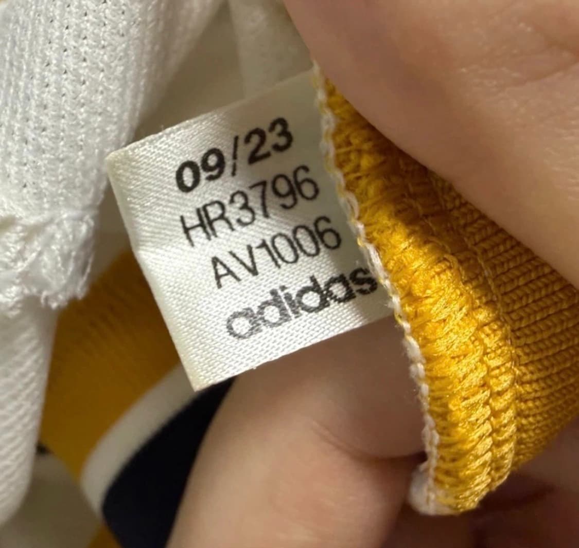 23-24 레알 마드리드 모드리치 유니폼 상품이미지3