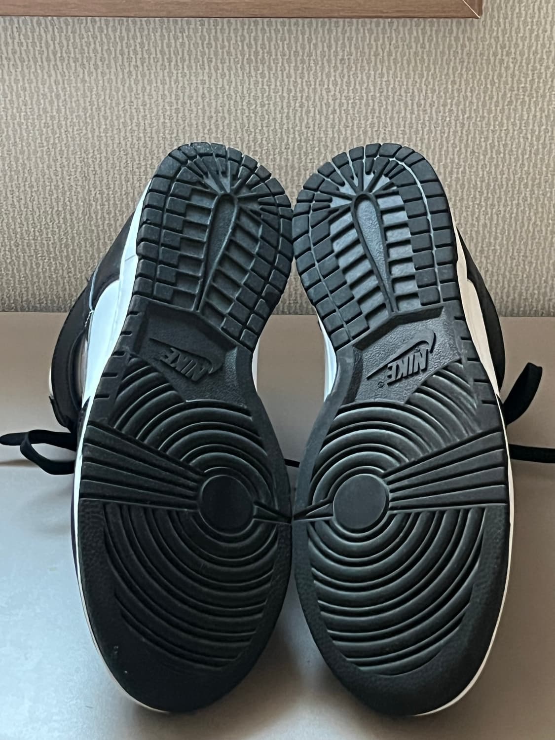 [270] 나이키 덩크 하이 레트로 챔피언쉽 화이트 상품이미지3