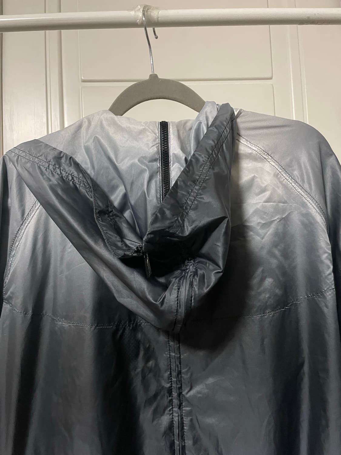 나이키 그라데이션 윈드러너 바람막이 상품이미지5