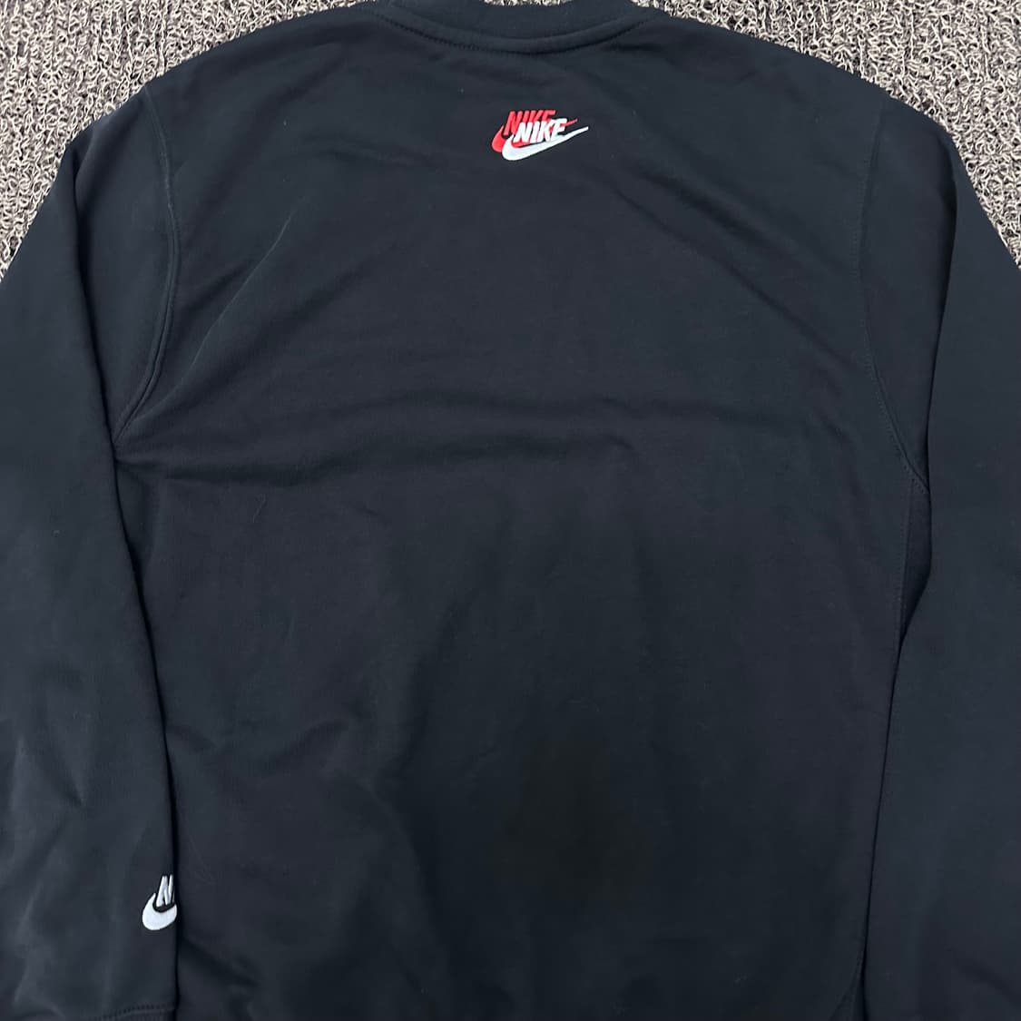 NIKE 나이키 로고 자수 맨투맨 블랙 M 상품이미지6