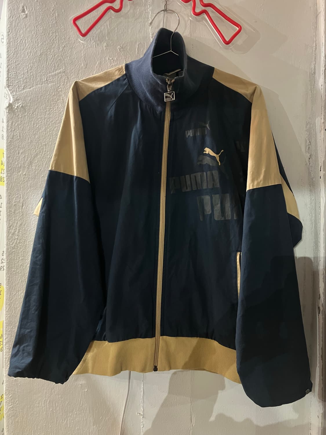 푸마 바람막이 L 상품이미지1