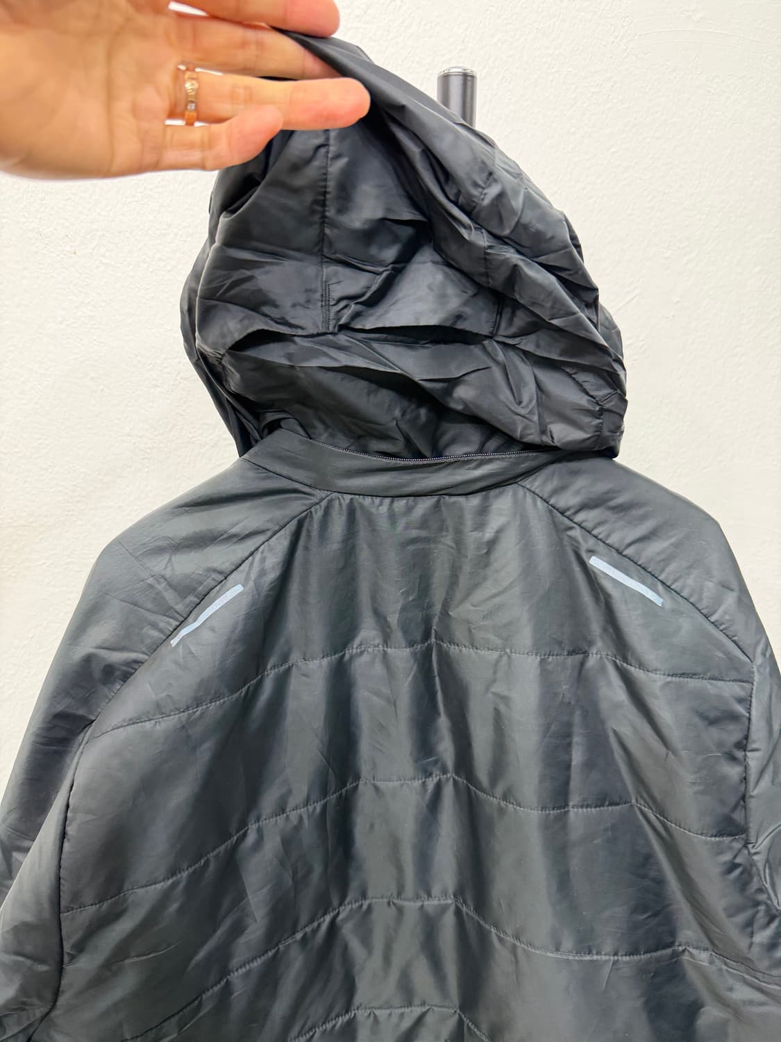 정품) 나이키 러닝 남성 패딩 블랙 후드 XL 상품이미지6