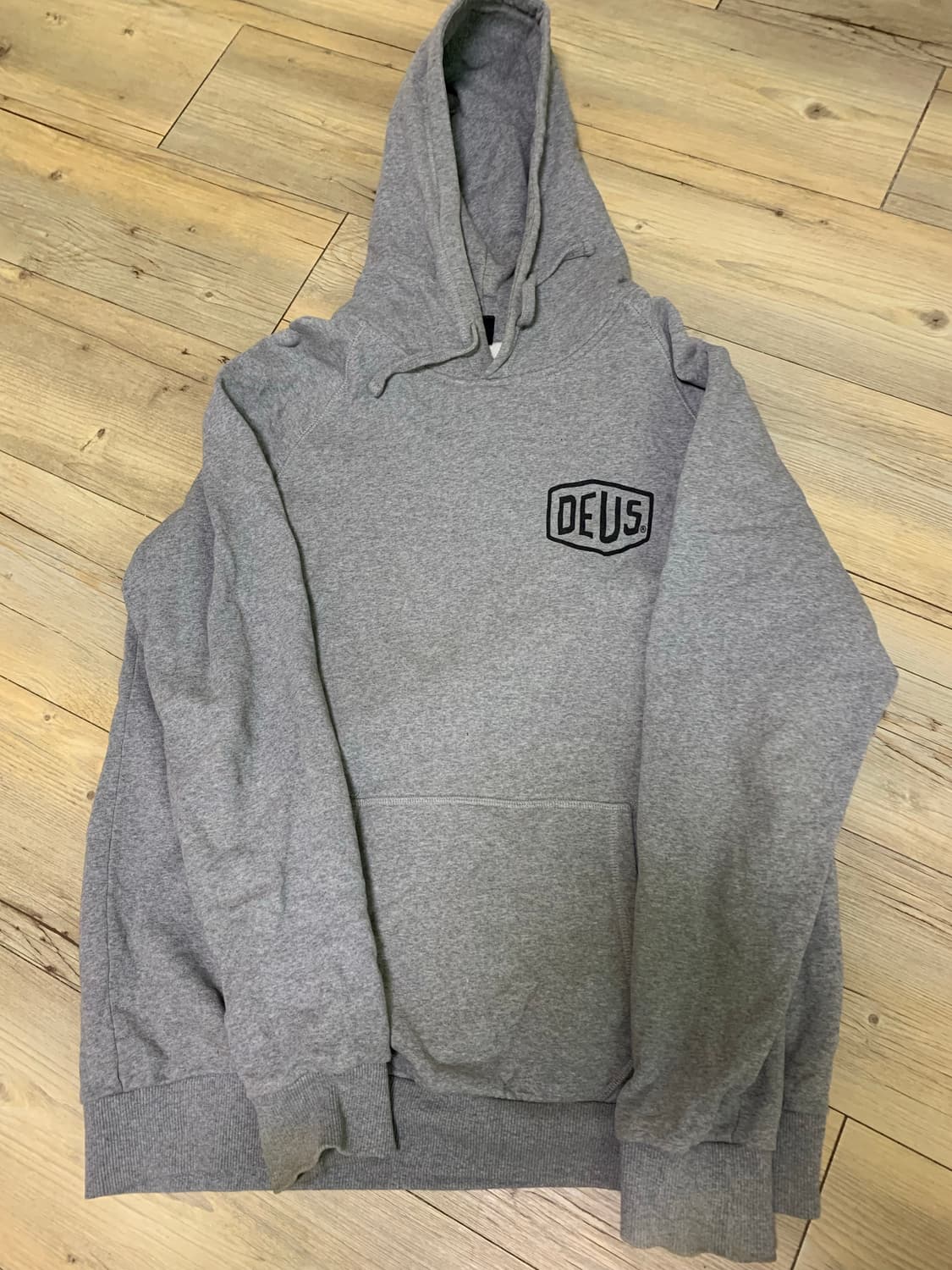 데우스 도쿄 후드 상품이미지2