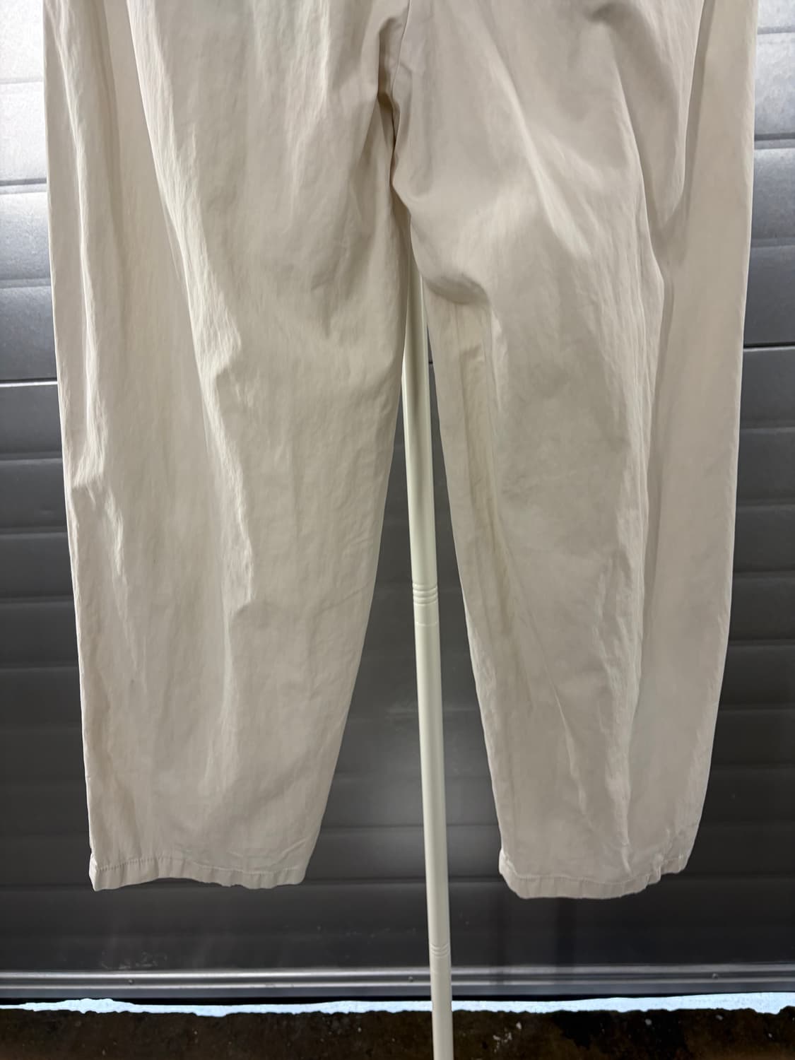 Rough Side two-tuck wide pants 1 상품이미지5