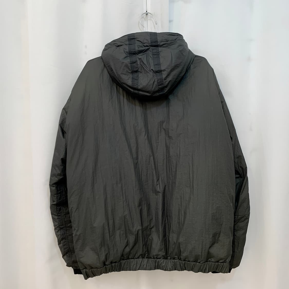 스톤아일랜드 와펜 다운 패딩 자켓 3XL 상품이미지4