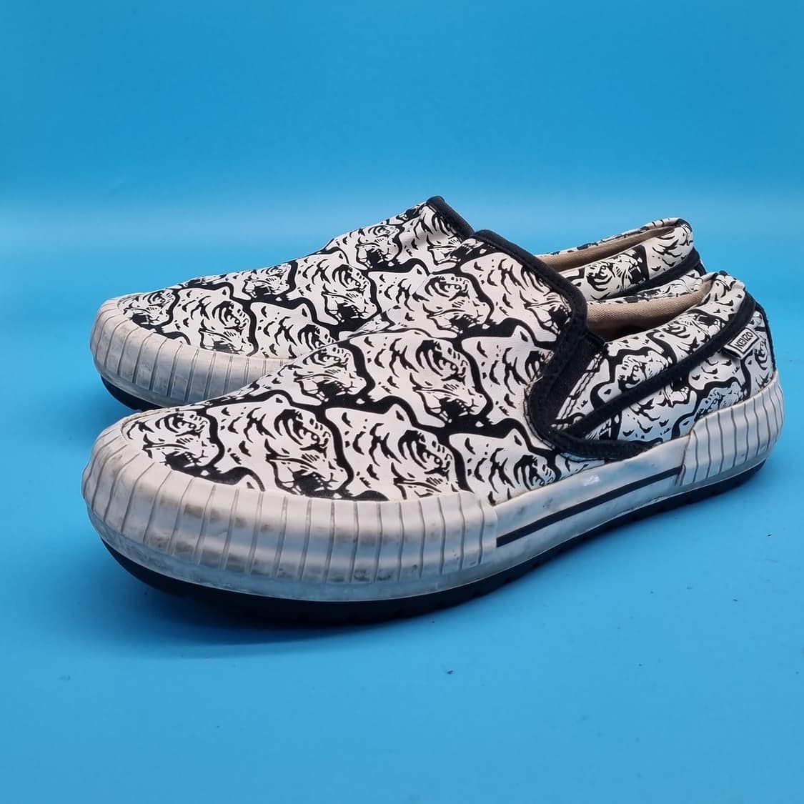 O 겐조 블랙앤타이거 남성슬립온43 275 상품이미지1