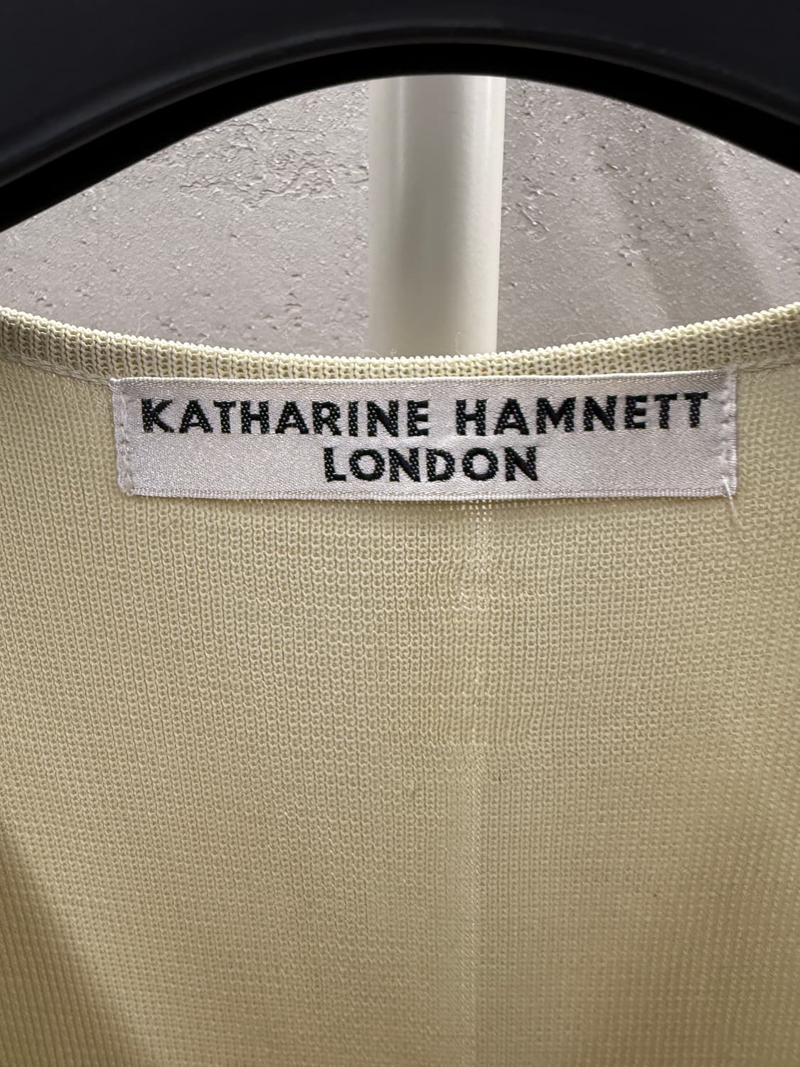 캐서린햄넷 베이지 니트 탑 55 상품이미지3