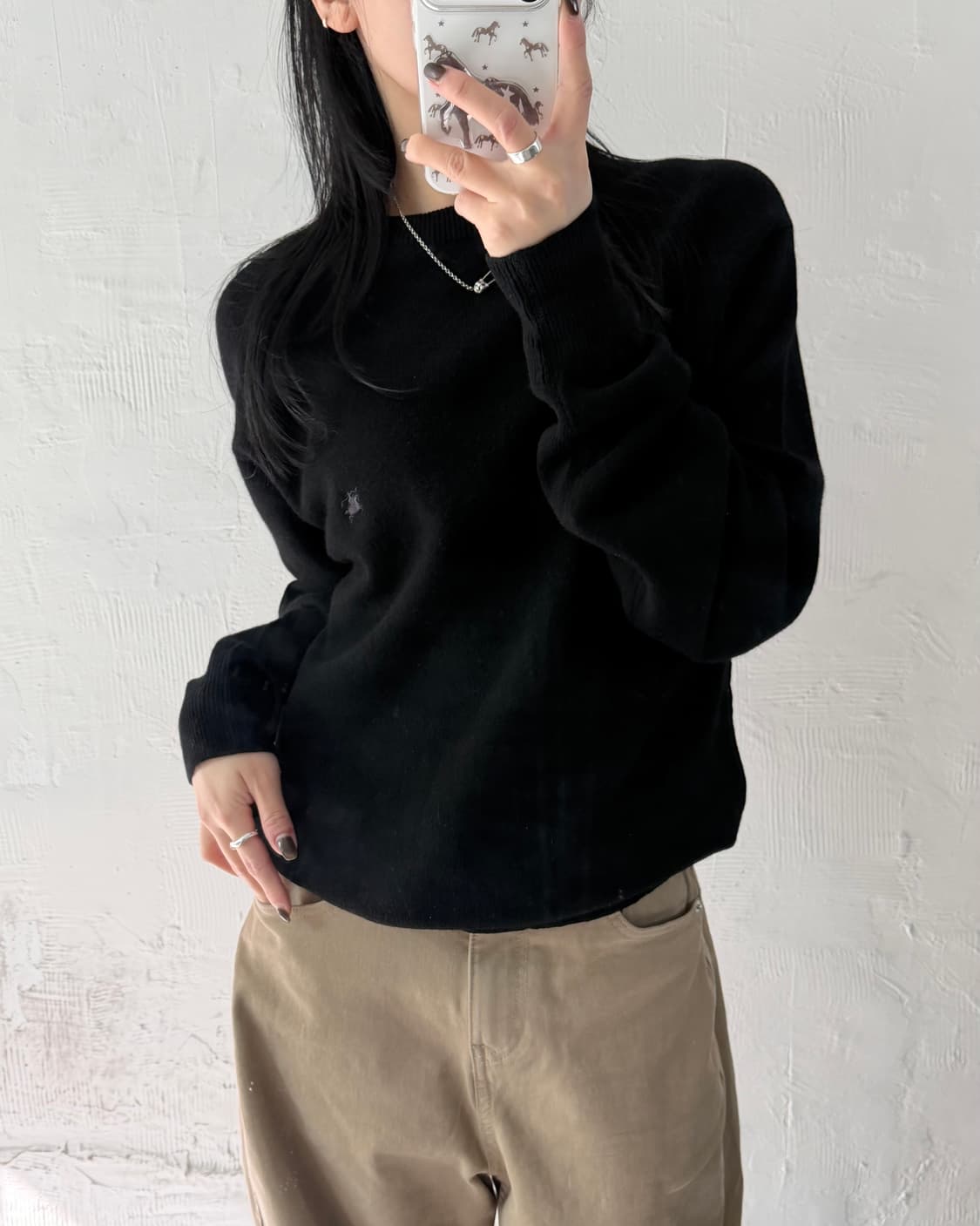 Burberry 버버리 런던 블랙컬러 기마로고 램스울 니트 상품이미지2