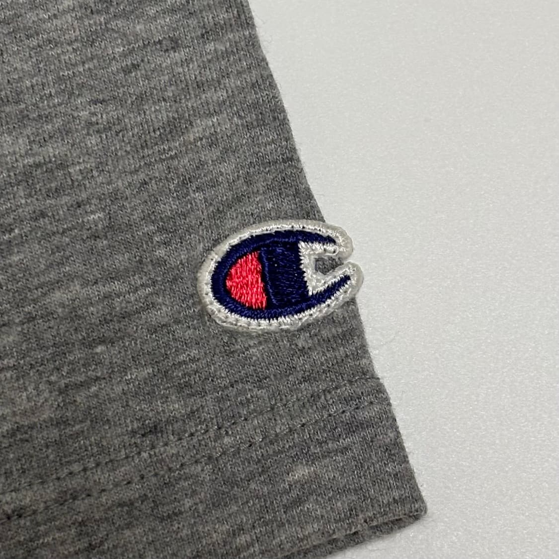 챔피온(Champion) 애슬레틱 N.Y.C. 로고 티셔츠 상품이미지3