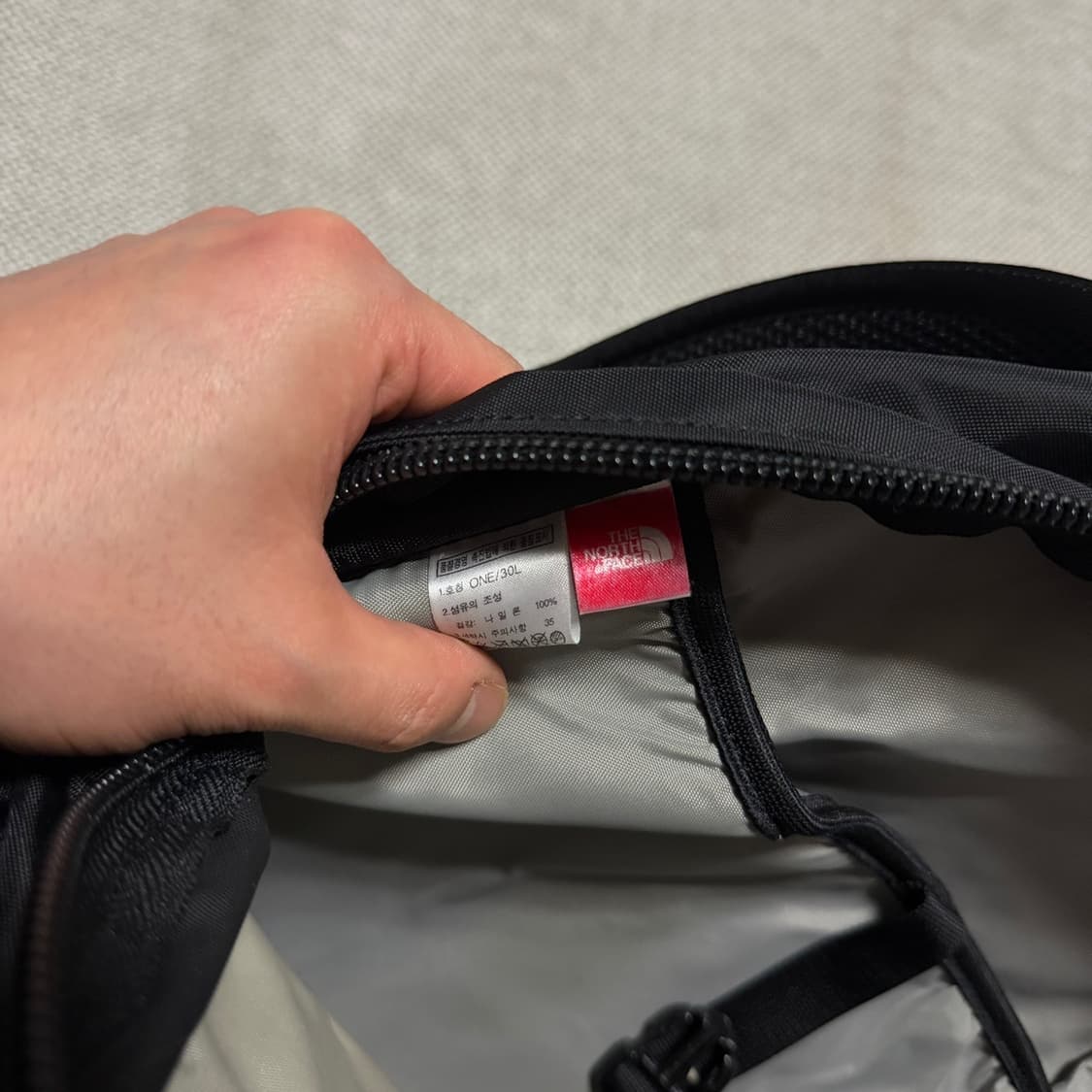 노스페이스 리콘 블랙 백팩 상품이미지3