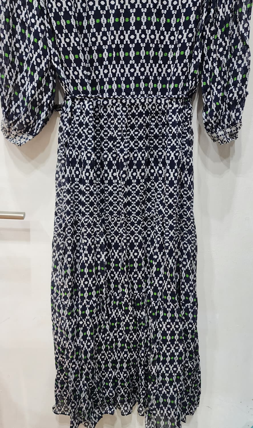 아떼바네사브루노 롱원피스 단추형38 새거급 상품이미지2